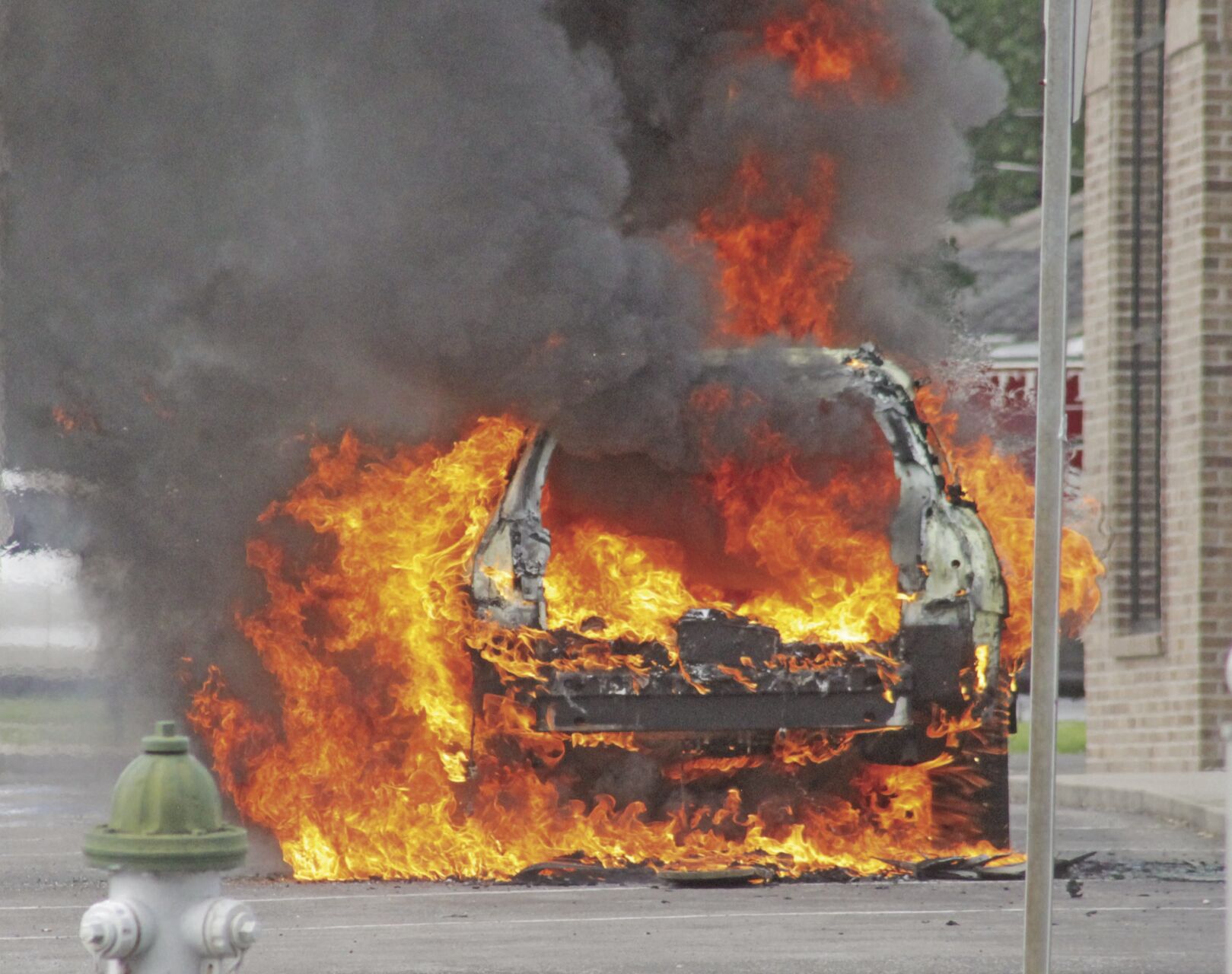 SUV burst into flames
